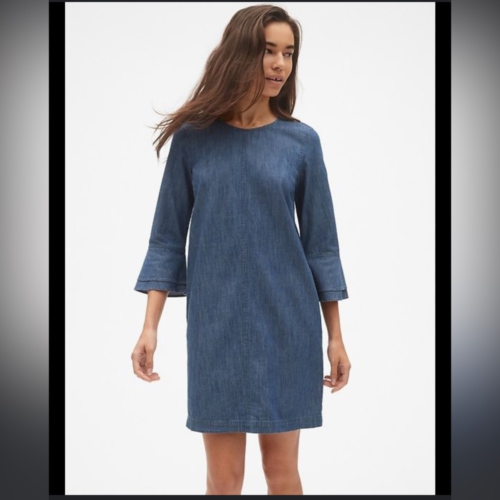 GAP Women's Denim Bell Sleeve Shift Dress in Medium Indigo - size S